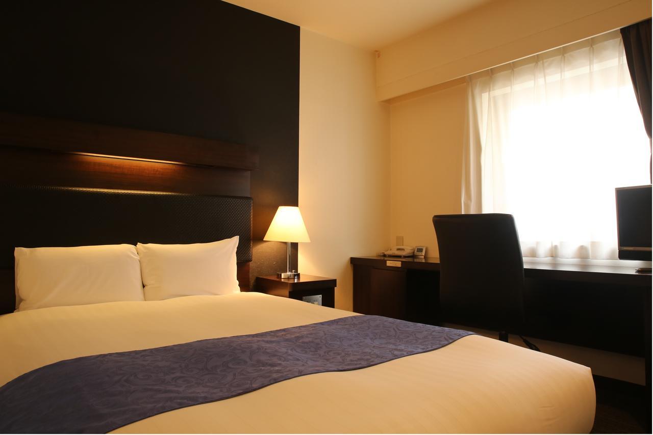 Hotel Sunline Fukuoka Hakata Ekimae Kültér fotó