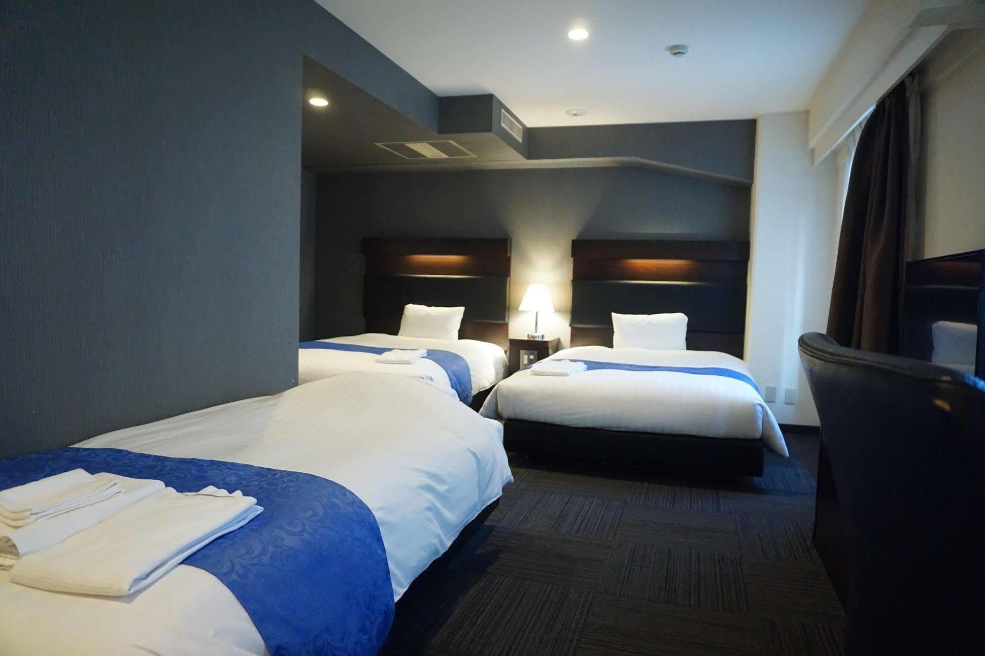 Hotel Sunline Fukuoka Hakata Ekimae Kültér fotó