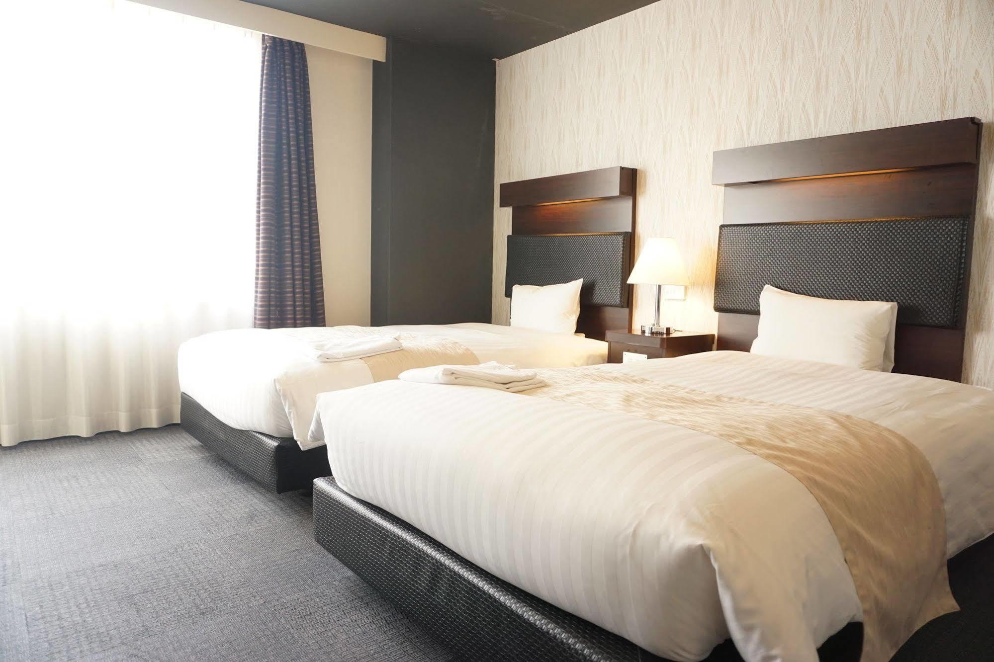 Hotel Sunline Fukuoka Hakata Ekimae Kültér fotó