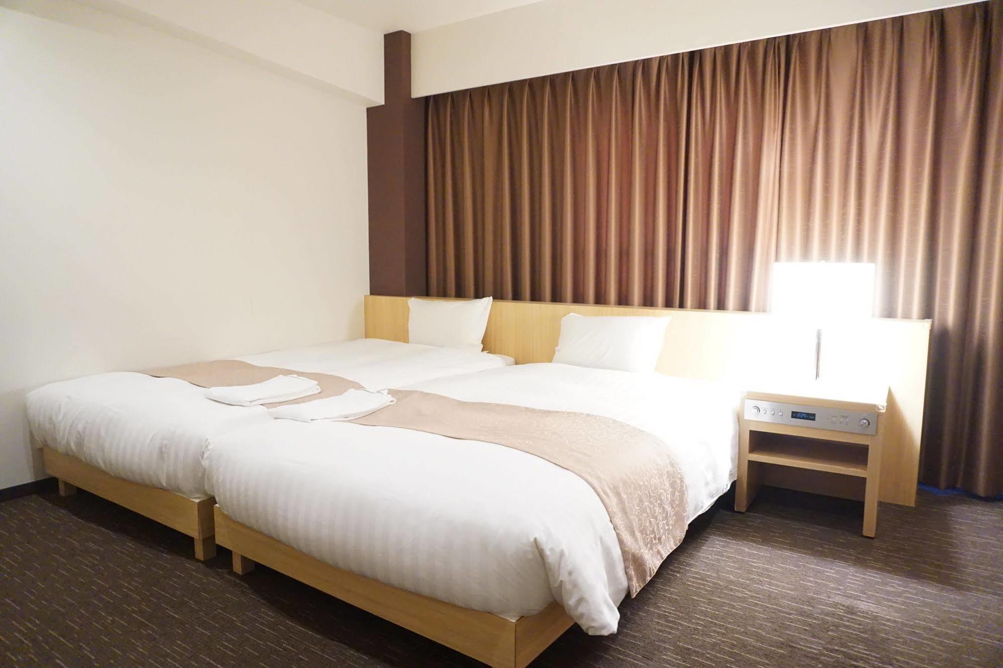 Hotel Sunline Fukuoka Hakata Ekimae Kültér fotó