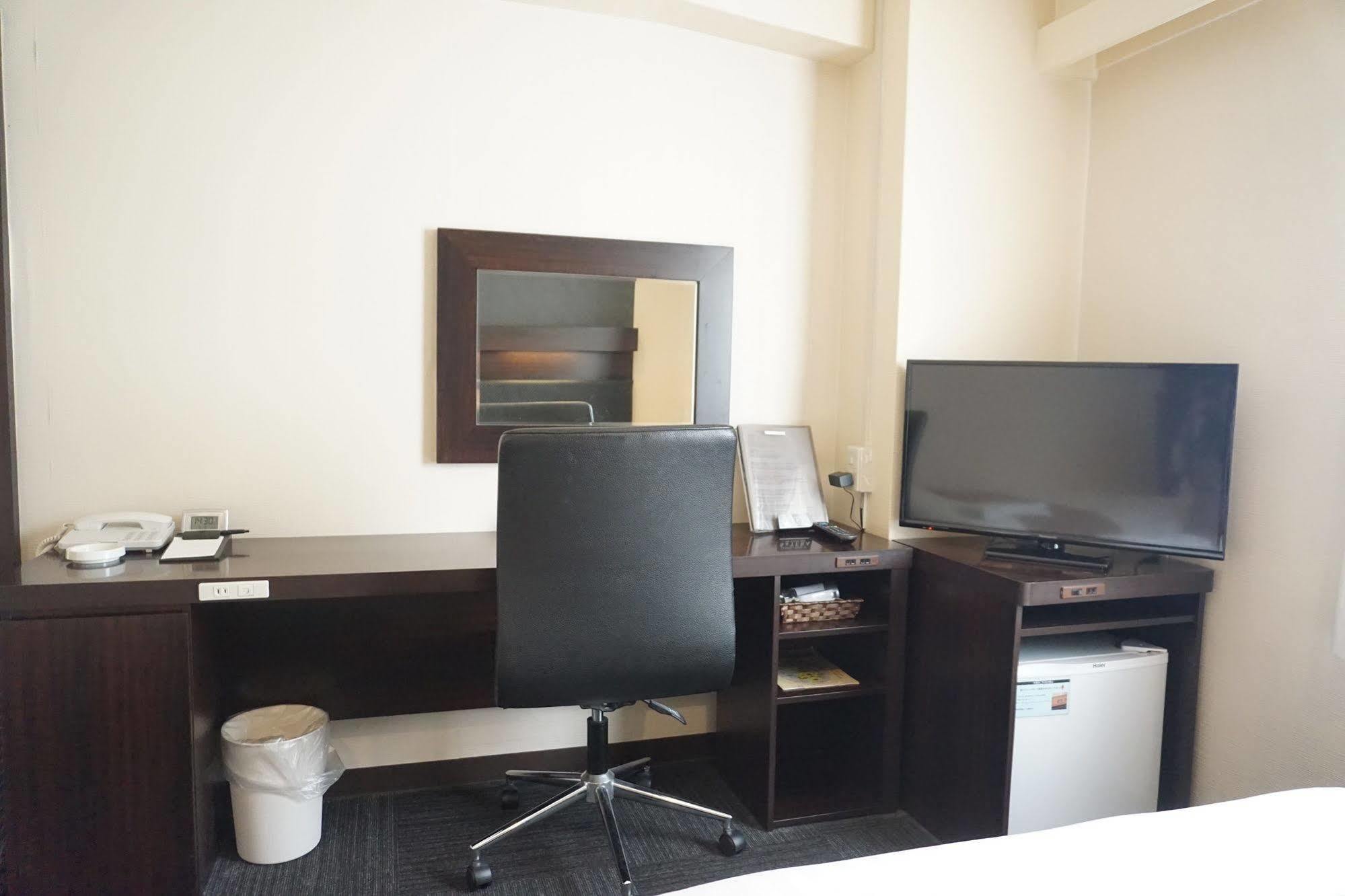 Hotel Sunline Fukuoka Hakata Ekimae Kültér fotó